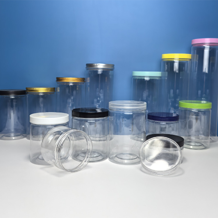 Borcan de plastic transparent