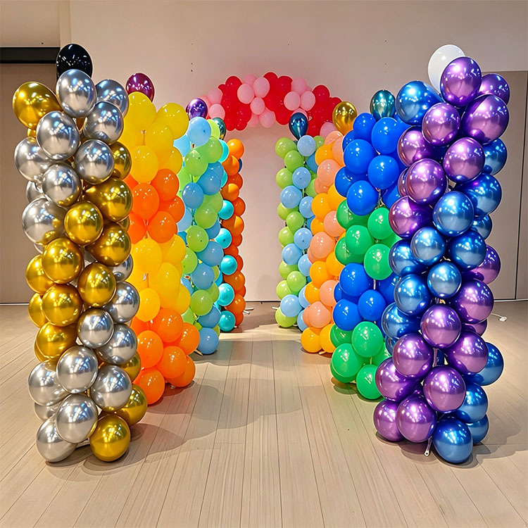 Stand cu balon autoumflat